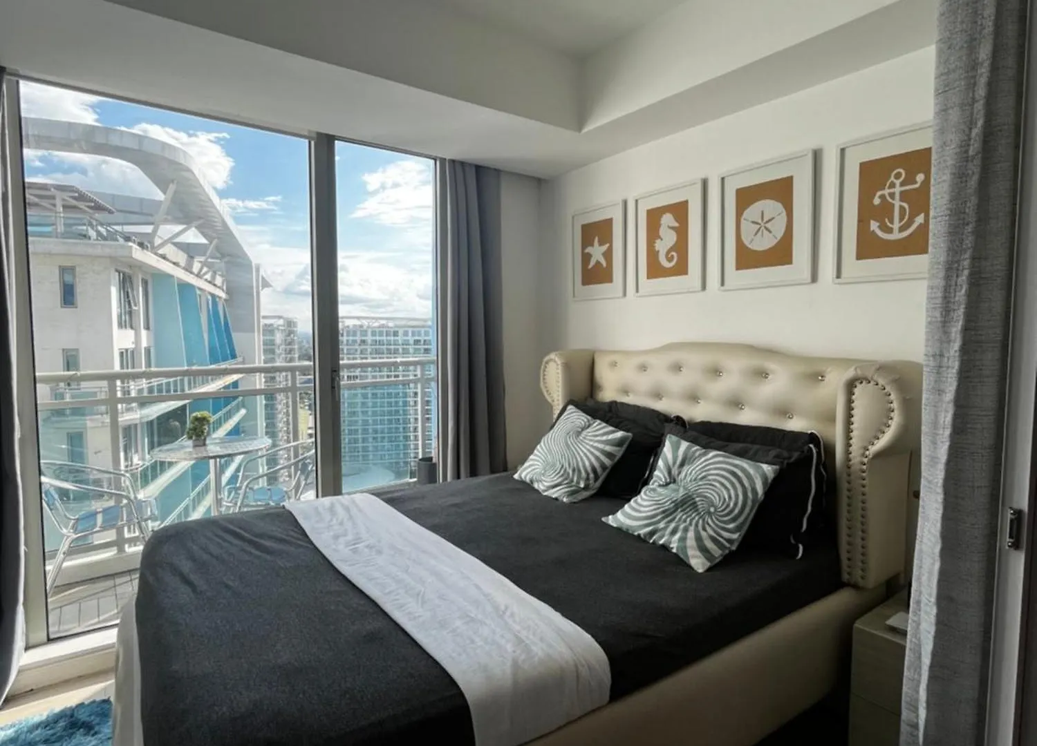 A&J Azure Getaway Aparthotel Paranaque City Philippines